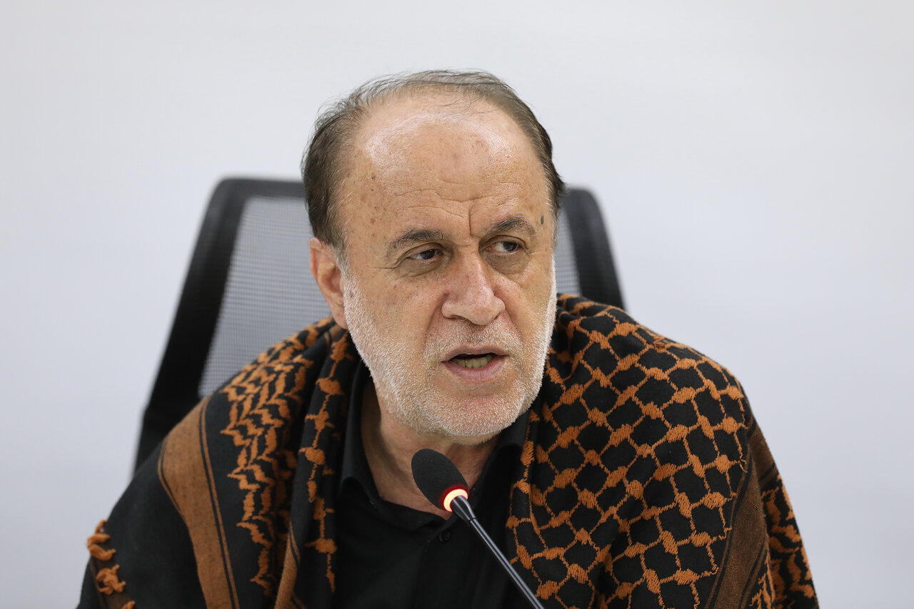 هر کشوری که ما را تحریم کند، حق عبور از تنگه هرمز را ندارد