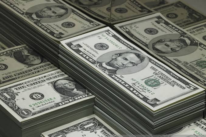 قیمت دلار آزاد امروز یکشنبه 4 مرداد 1405 + جدول کامل قیمت‌ ها