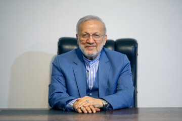هیچ کسی بدون اذن به مذاکره نرفته است