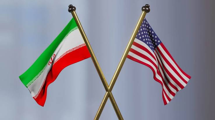 مقام خلیجی: احتمال توافق ایران و آمریکا تا جمعه ۵۰ درصد است