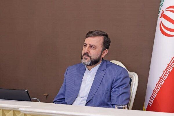 غریب‌آبادی: استفاده از ورزشگاه «لامرد» برای تست سلاح، مصداق بارز جنایت جنگی است