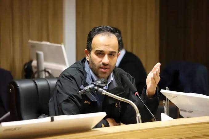 شهرداری رشت پیگیر تهاتر ملک یک بانک برای تملک ساختمان ساعت است
