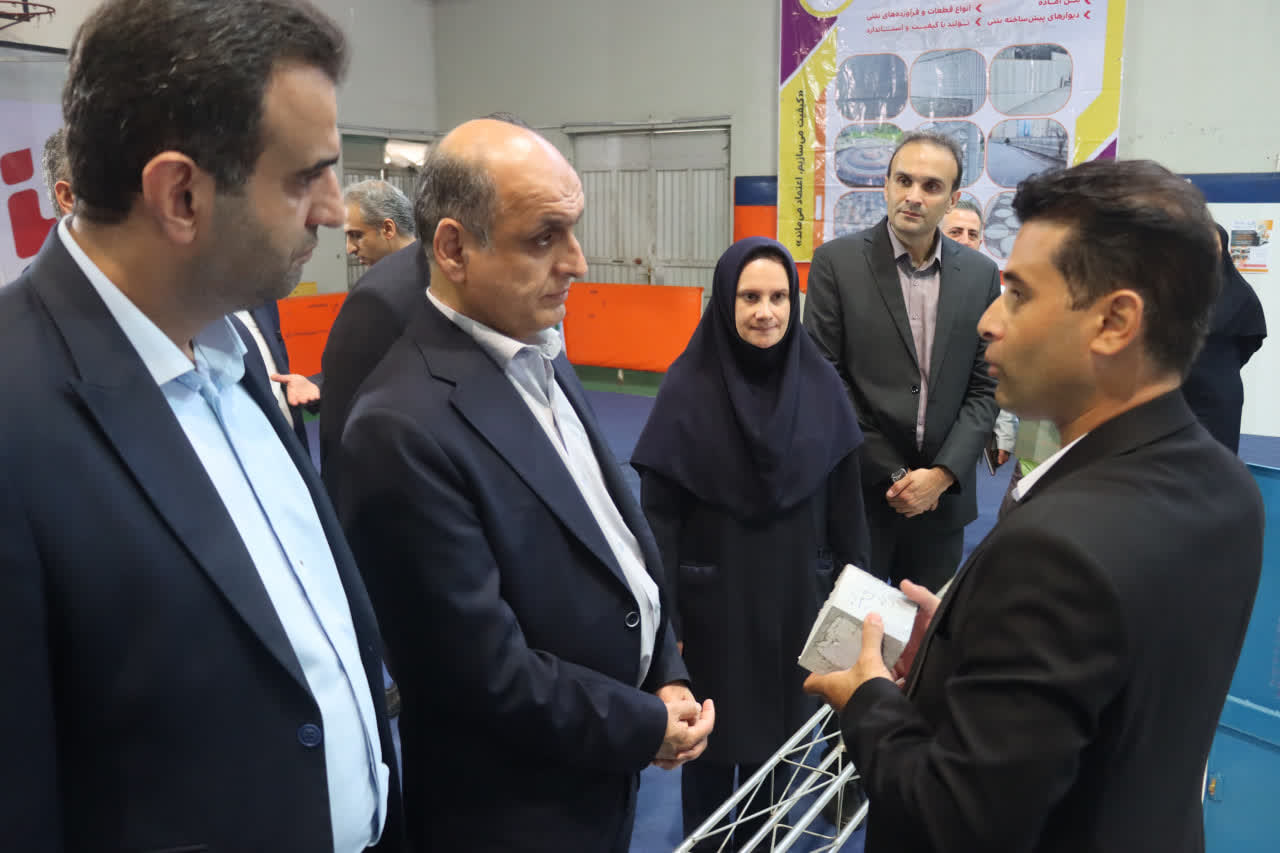 دستاوردهای علمی ایران در زندگی مردم نمود پیدا کند
