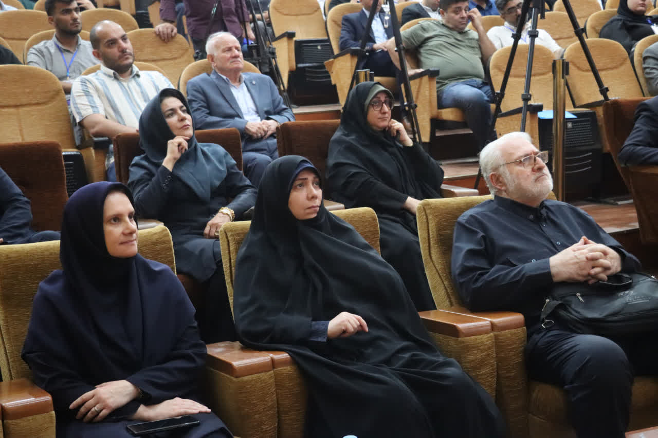 دستاوردهای علمی ایران در زندگی مردم نمود پیدا کند